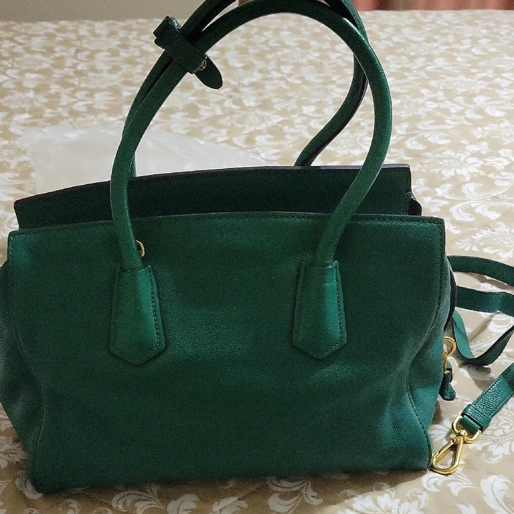 Prada Green Satchel with Structured Design - Picture 2 of 8
